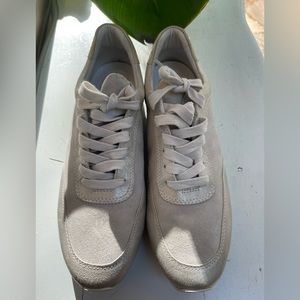 Johnston & Murphy Jules Sneaker Size Womens 9M Leather Suede Metallic Silver